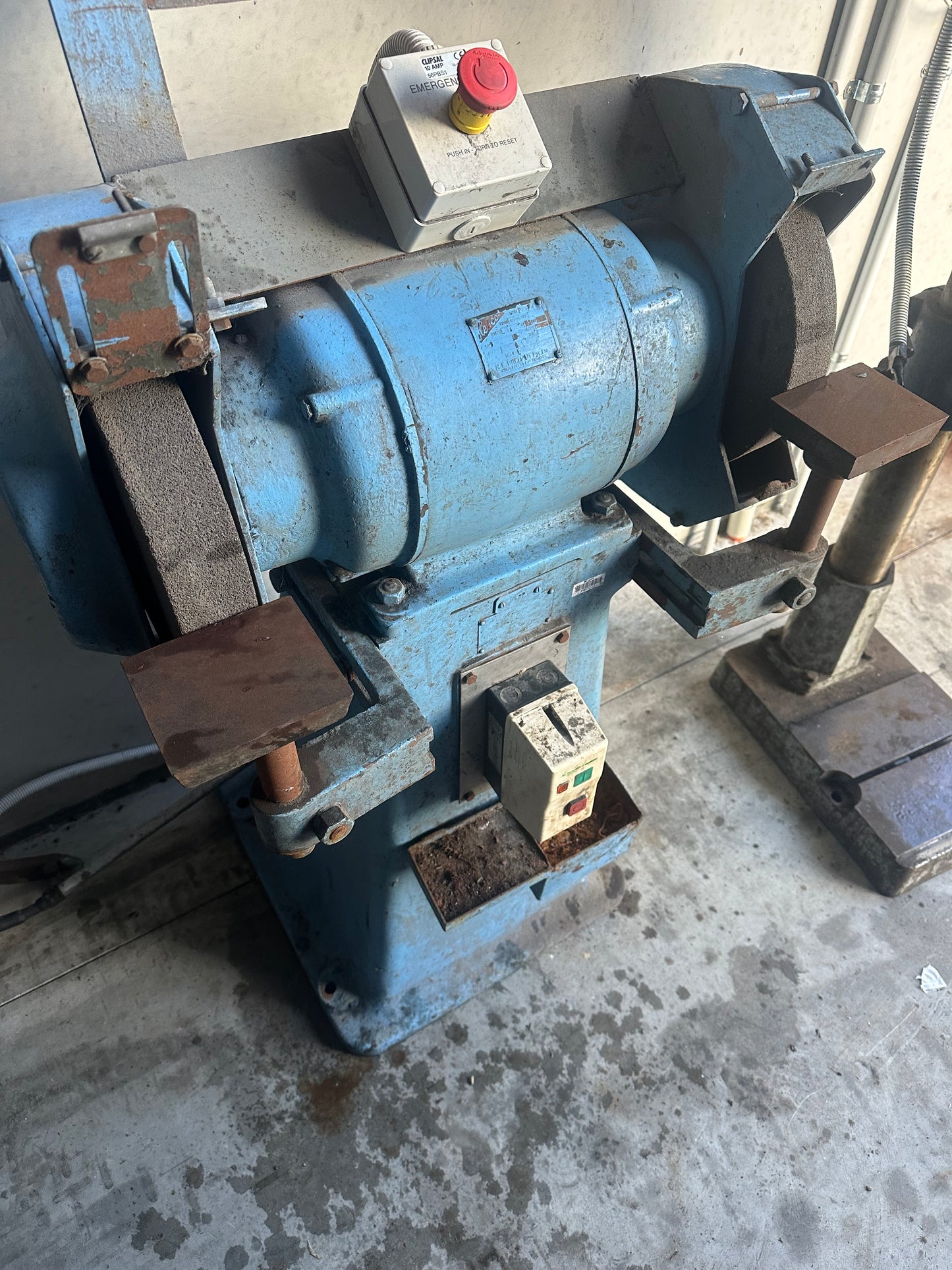 Used 300mm Toolroom Pedestal Grinder