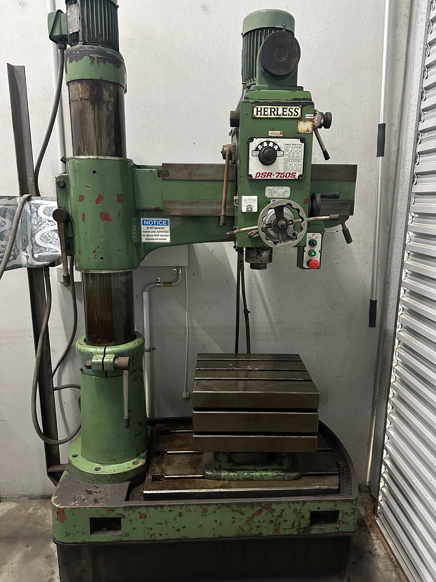 Used Herless DSR-750S Radial Arm Drill