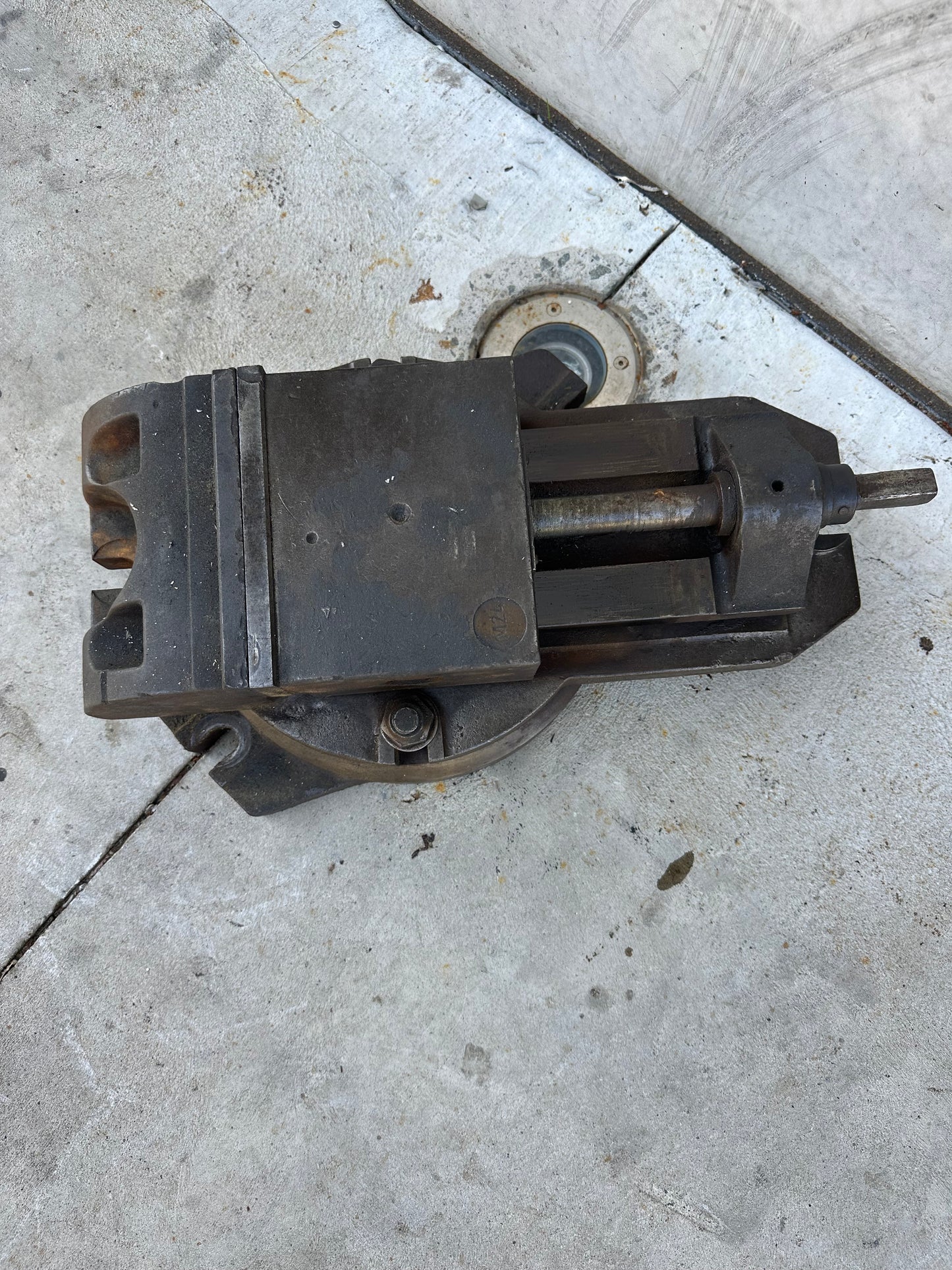 Used Machine Swivel Vice