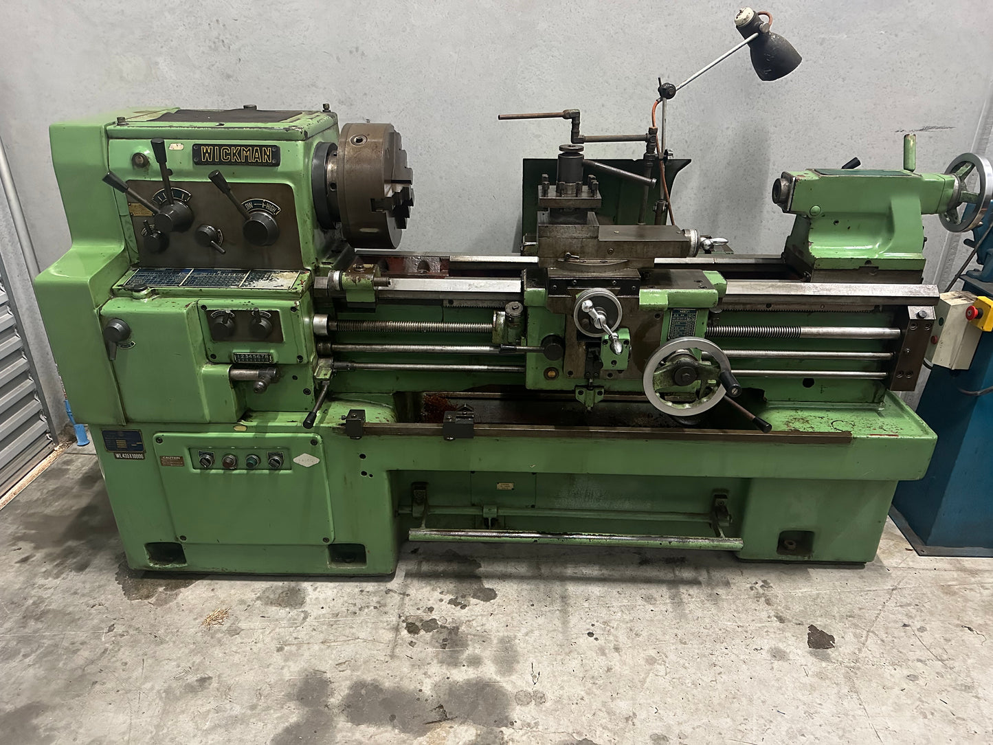 Used Whacheon WL-435 Toolroom Lathe