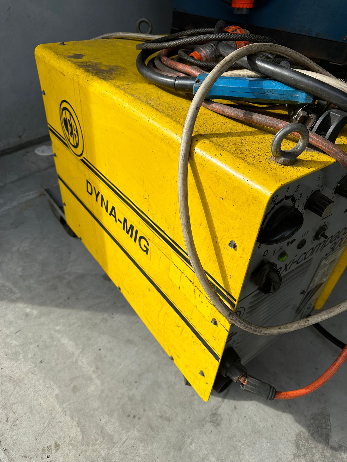 Used ESAB Dyna Mig Welder